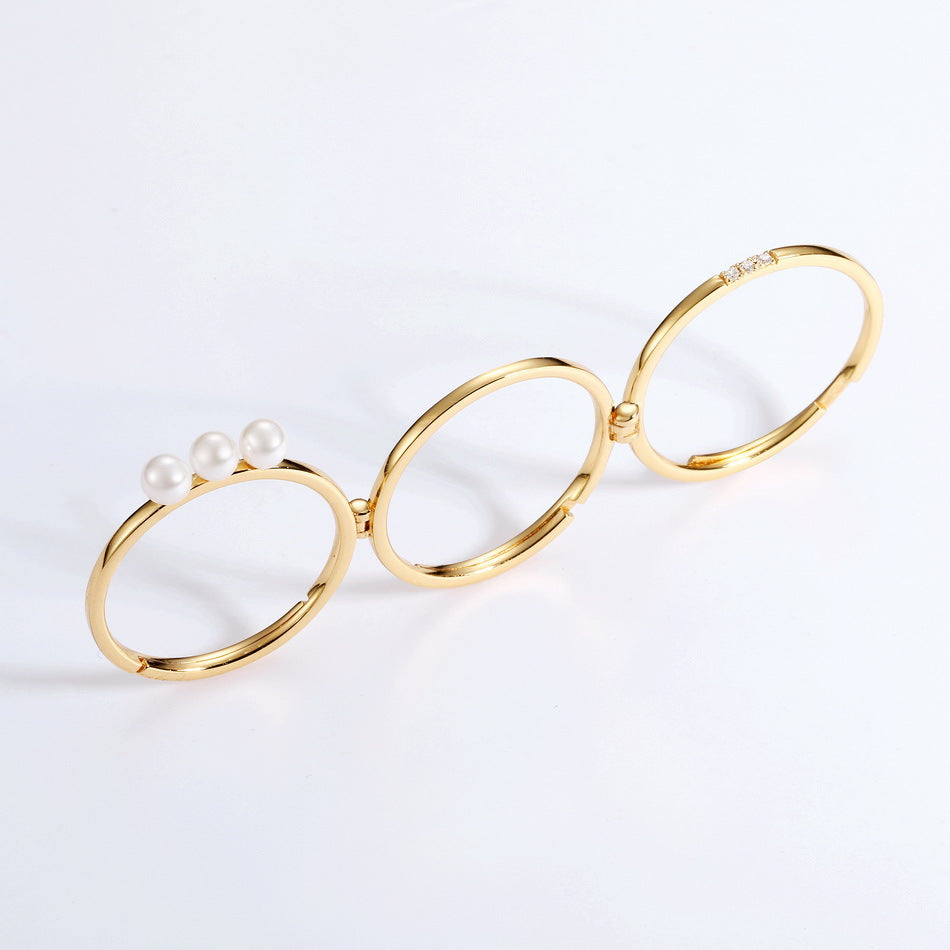 Pearl Ring Set in Gold - HERS