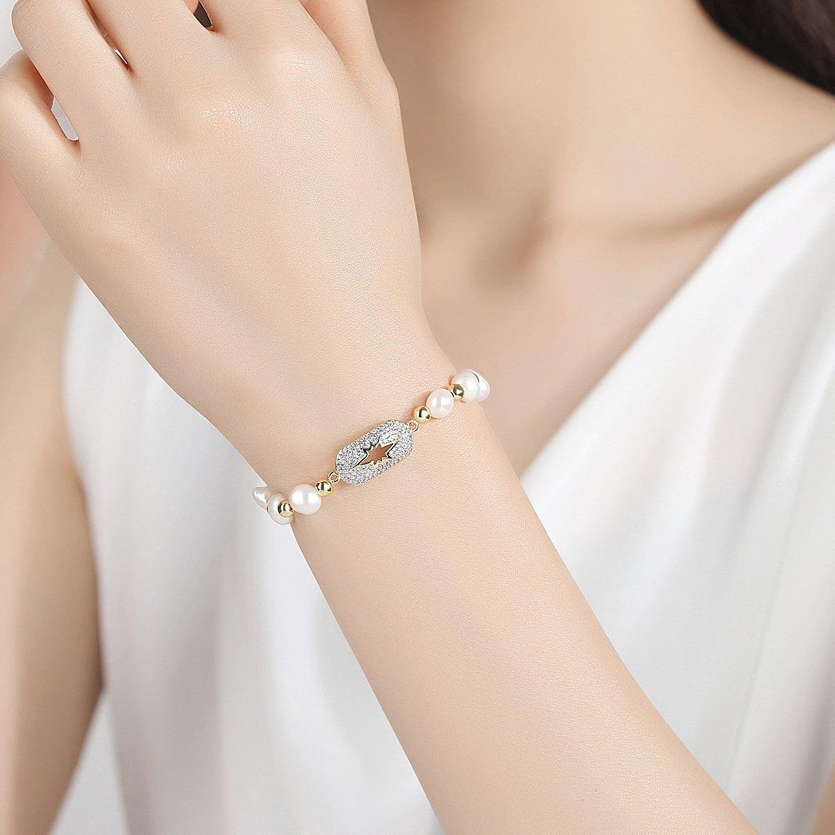 Pearl Charm Bracelet - HERS