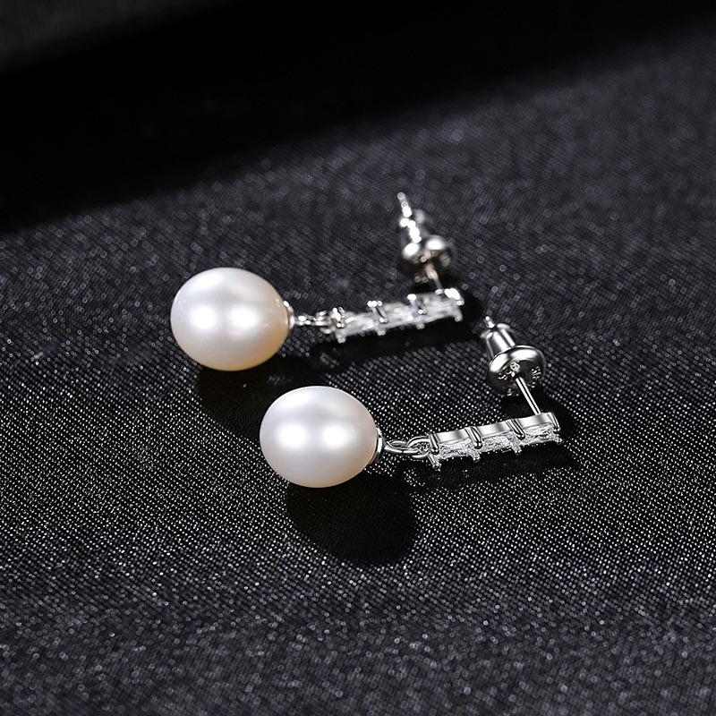 Simple Diamond Pearl Earrings - HER'S