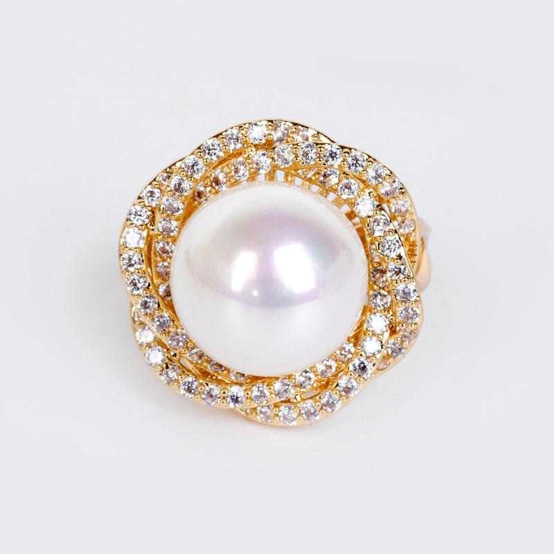 Pearl Ring Antique Style - HERS
