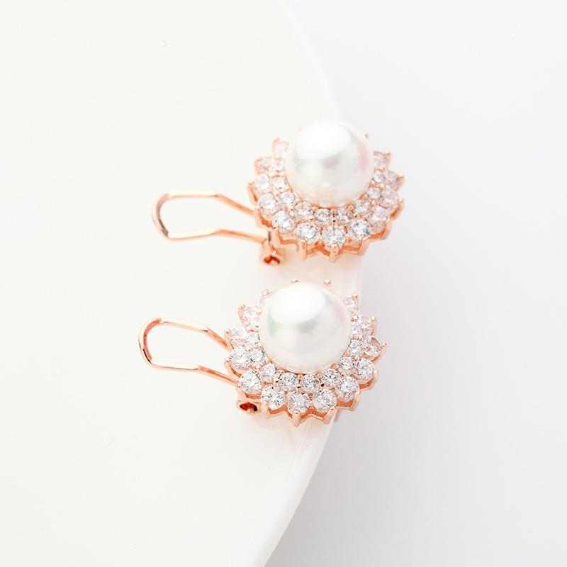 Pearl Lily Zircon Stud Earrings - HER'S