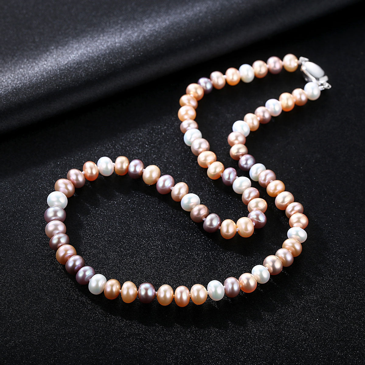 Classic Pearl Chain Necklace - HERS