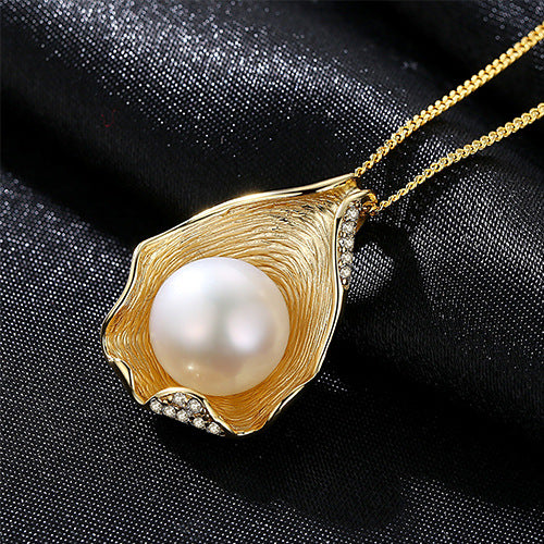 Cultured Pearl Necklace Shell Design - HERS