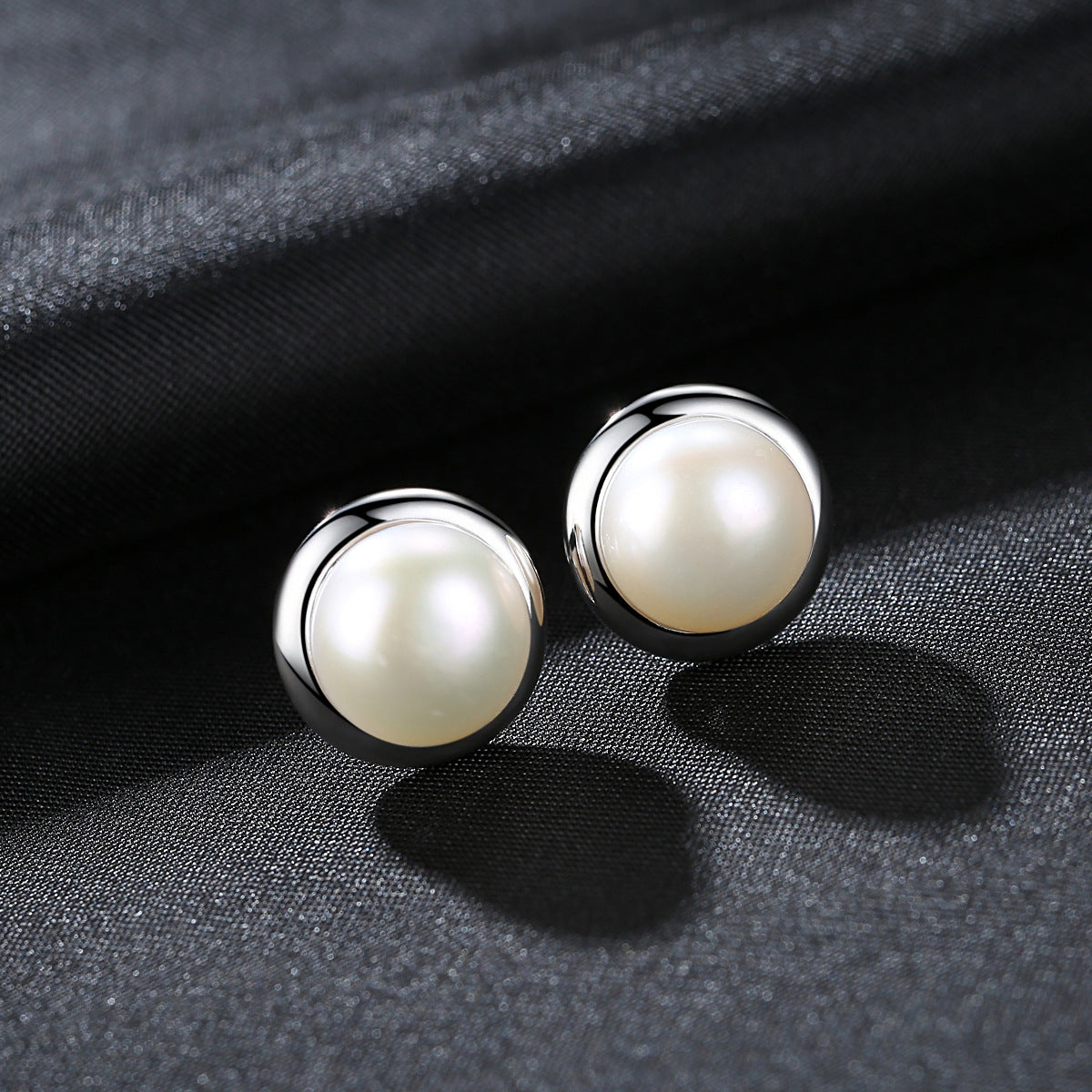 Silver Pearl Stud Earrings