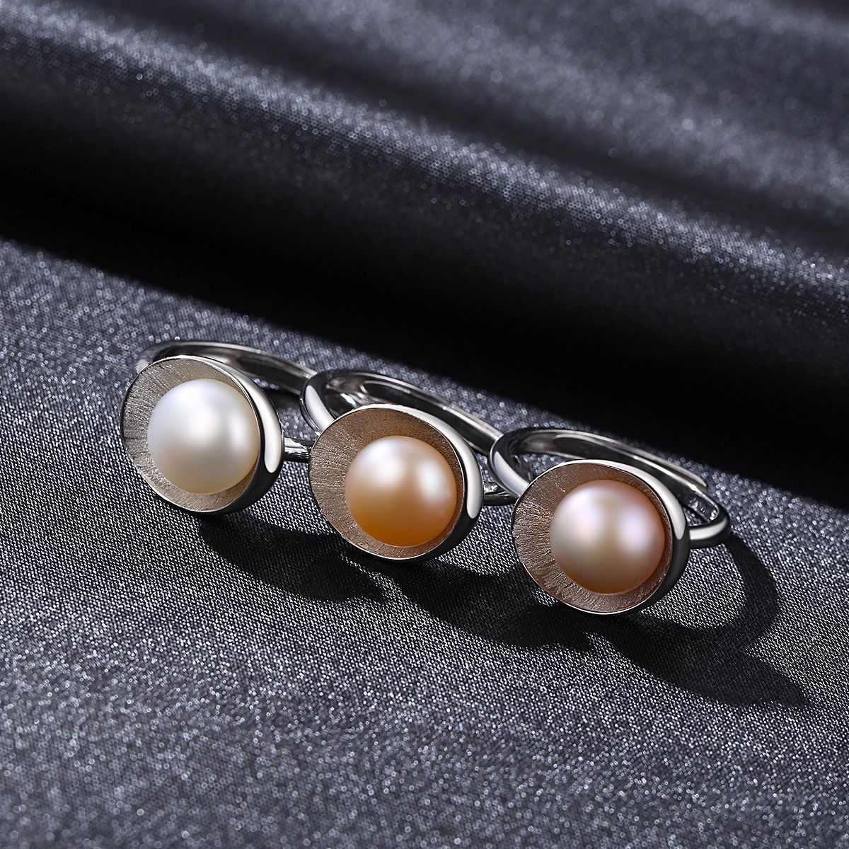 Pearl Small Tray Adjustable Ring - HER'S