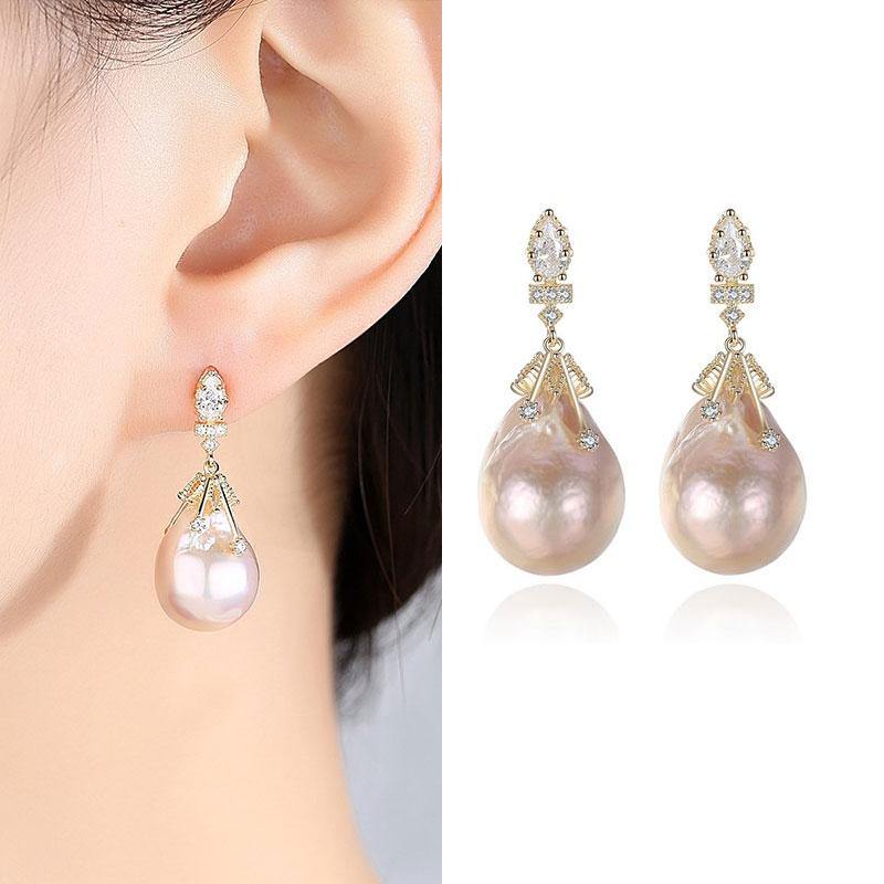 Baroque Pearl Drop Earrings - HERS