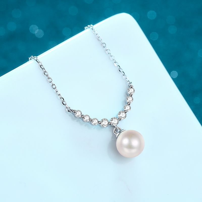 Pearl and Diamond Necklace (Moissanite) - HERS