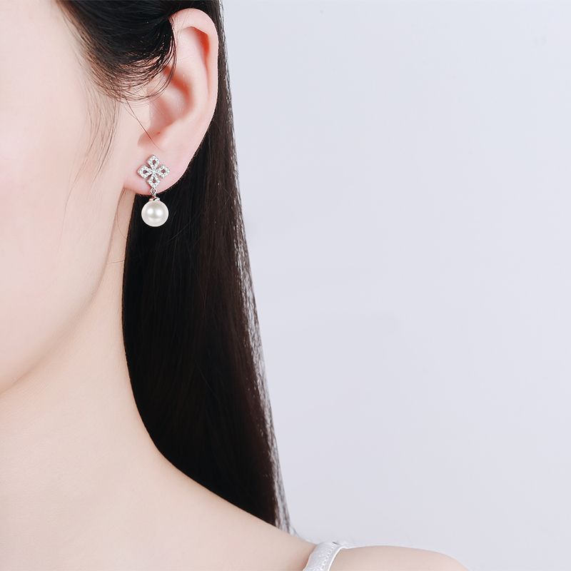 Dangle Pearl Earrings - HERS