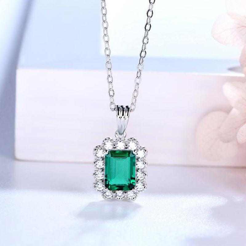 Green Emerald Necklace - HERS