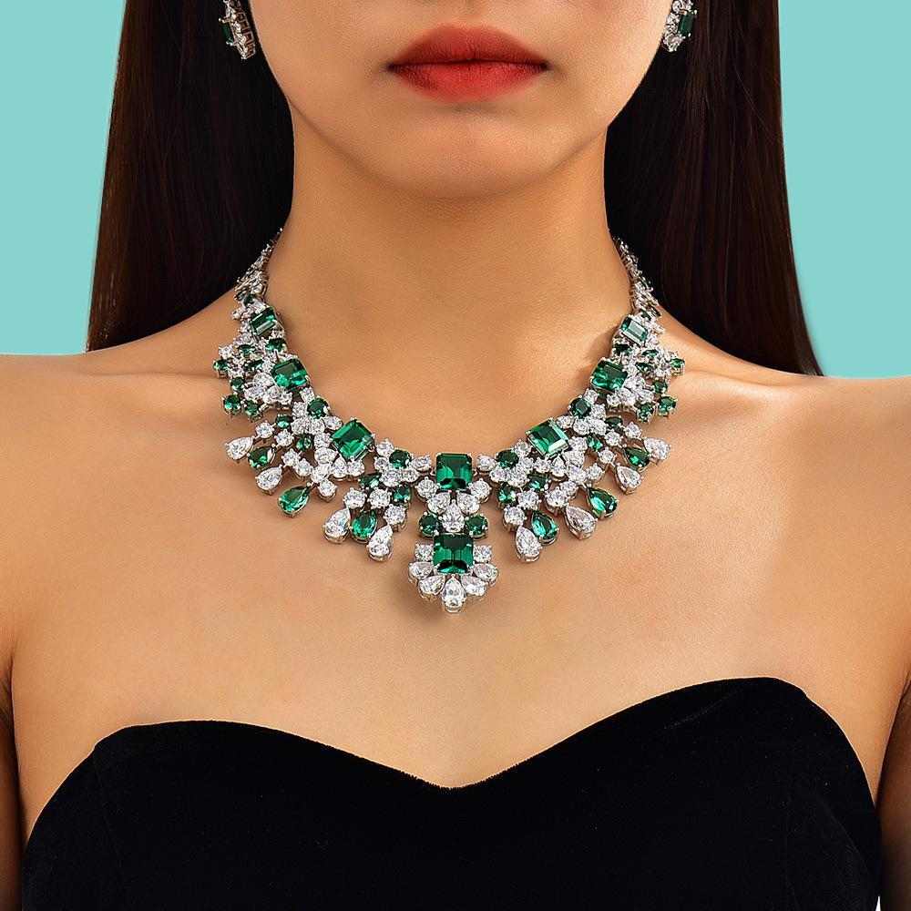 Emerald Statement Necklace - HERS