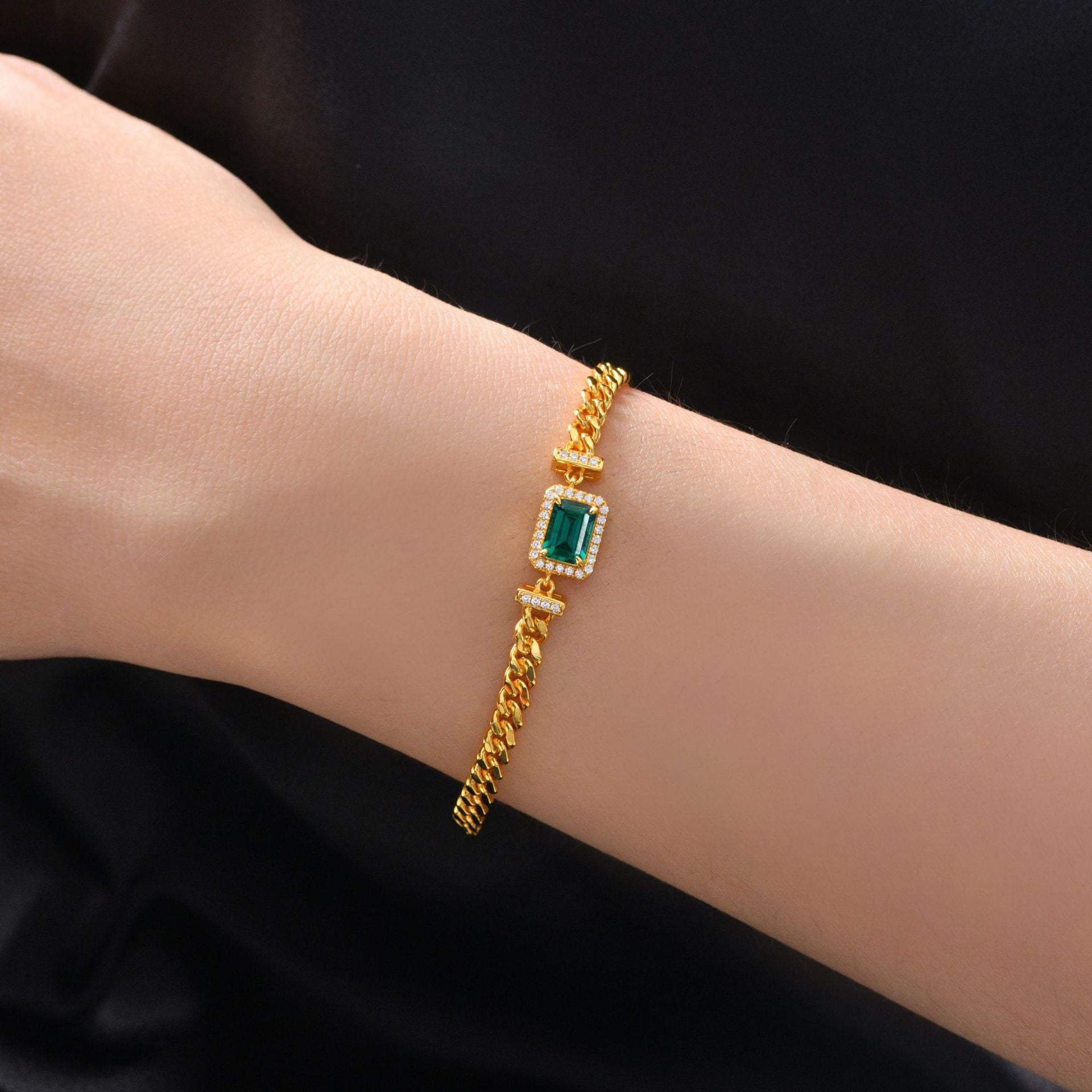 Cuban Link Bracelet with Emerald - HERS