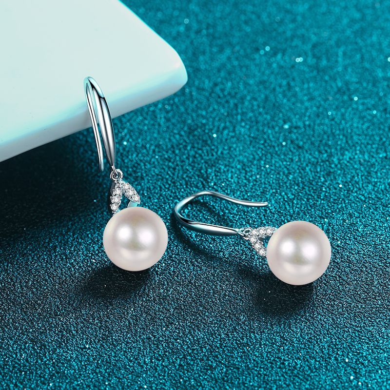 Silver Pearl Earrings