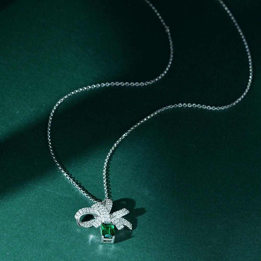 Emerald and Diamond Necklace - HERS