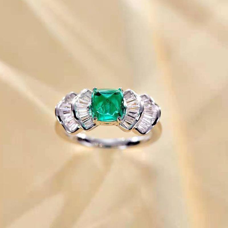 Dainty Green Emerald Ring - HERS