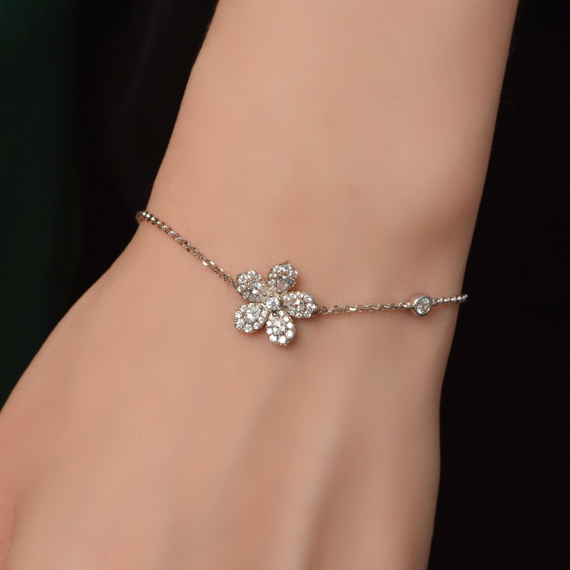 Flower Diamond Bracelet - HERS