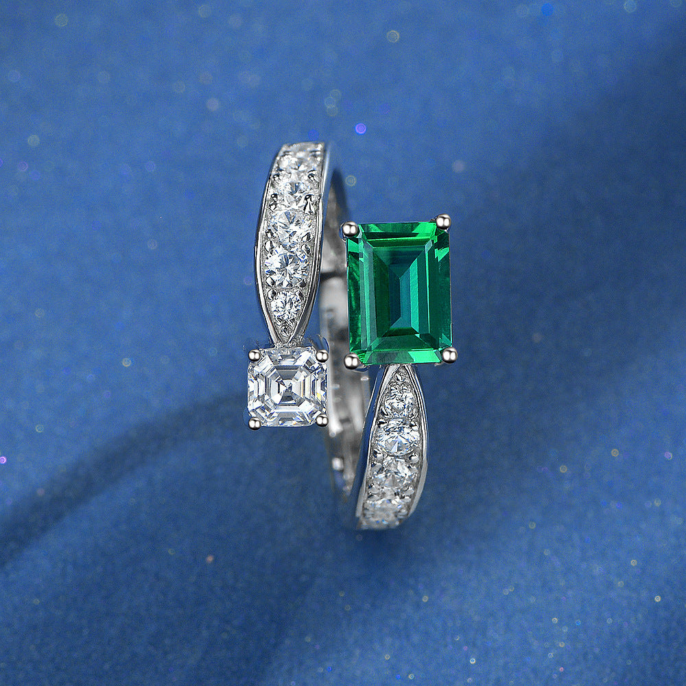 Emerald Toi Et Moi Ring - HERS