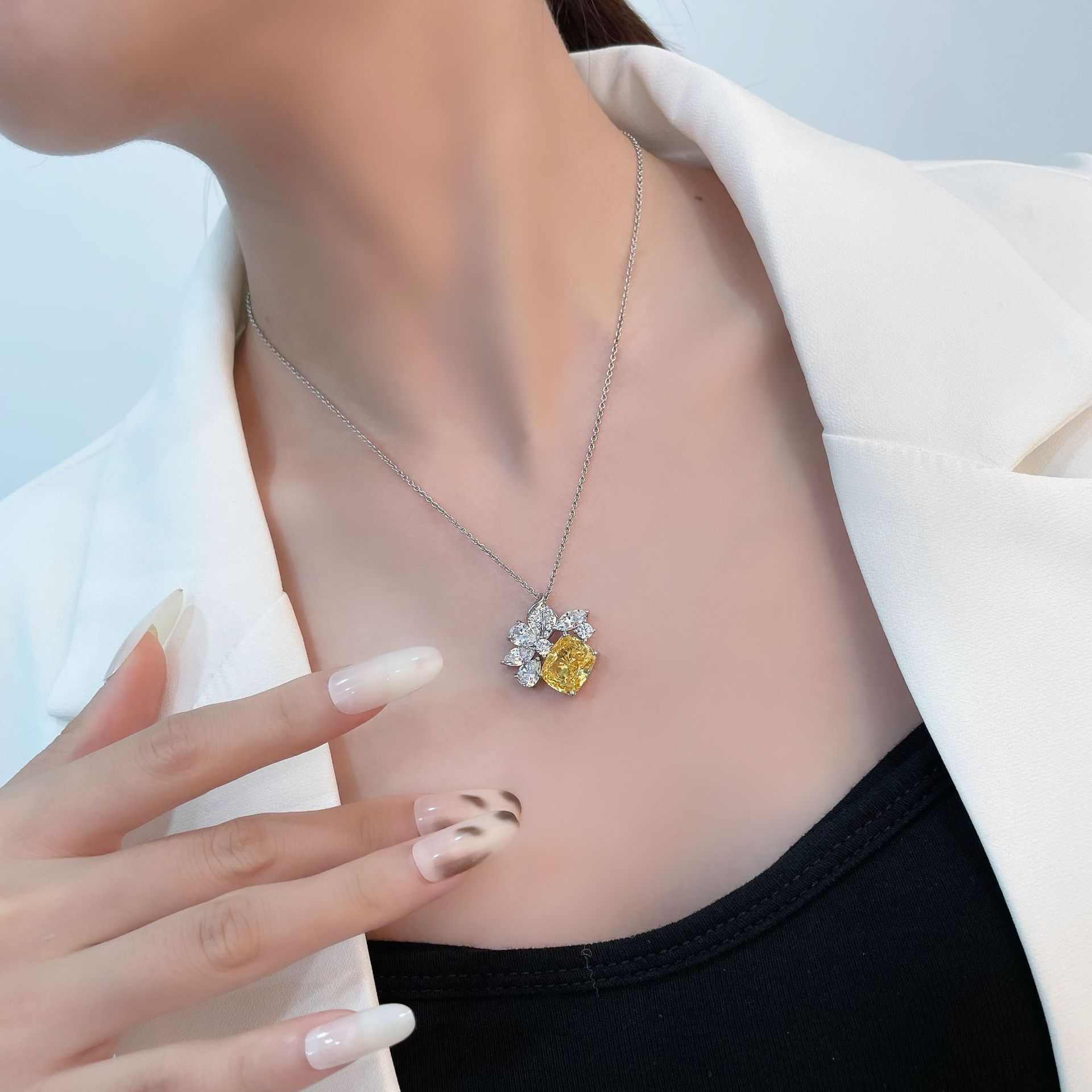 Diamond Flower Necklace - HERS