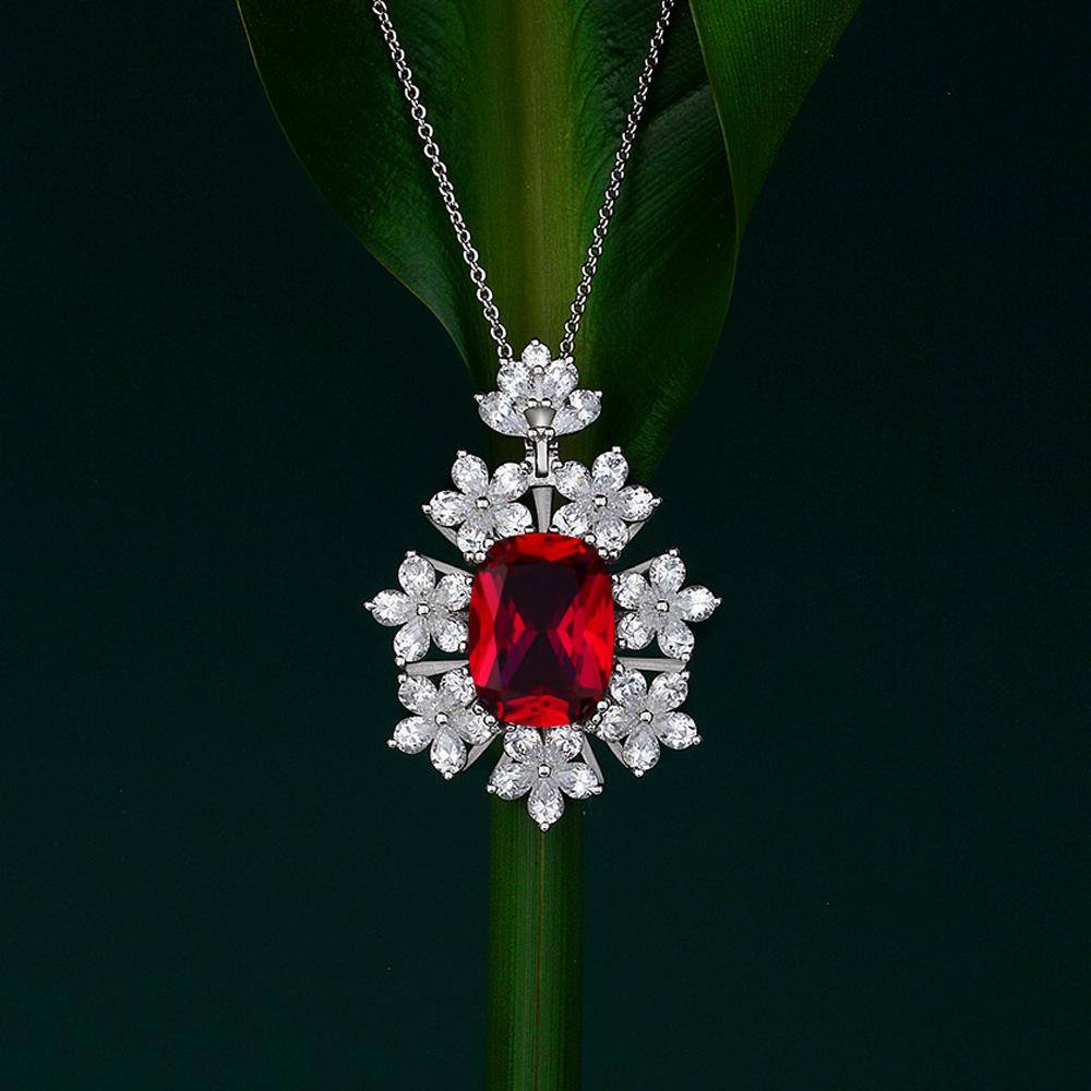 Flower-shaped Ruby Necklace - HERS