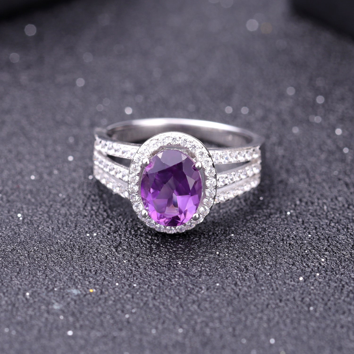Oval Amethyst Ring - HERS