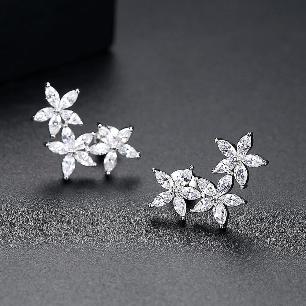 Charm Flowers Blossoming Stud Earrings - HER'S